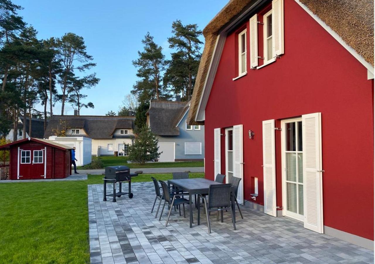 Modernes Reetdach-Ostseeferienhaus Bella Mare, Insel Usedom Mit Sauna, Kamin & Sonnenterrasse Zirchow Екстер'єр фото